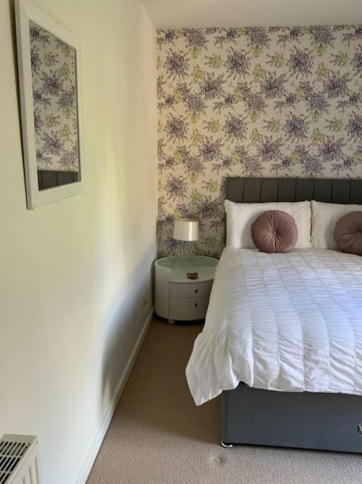 Home From Home, 3 Bedroom House In Hawick Exterior photo